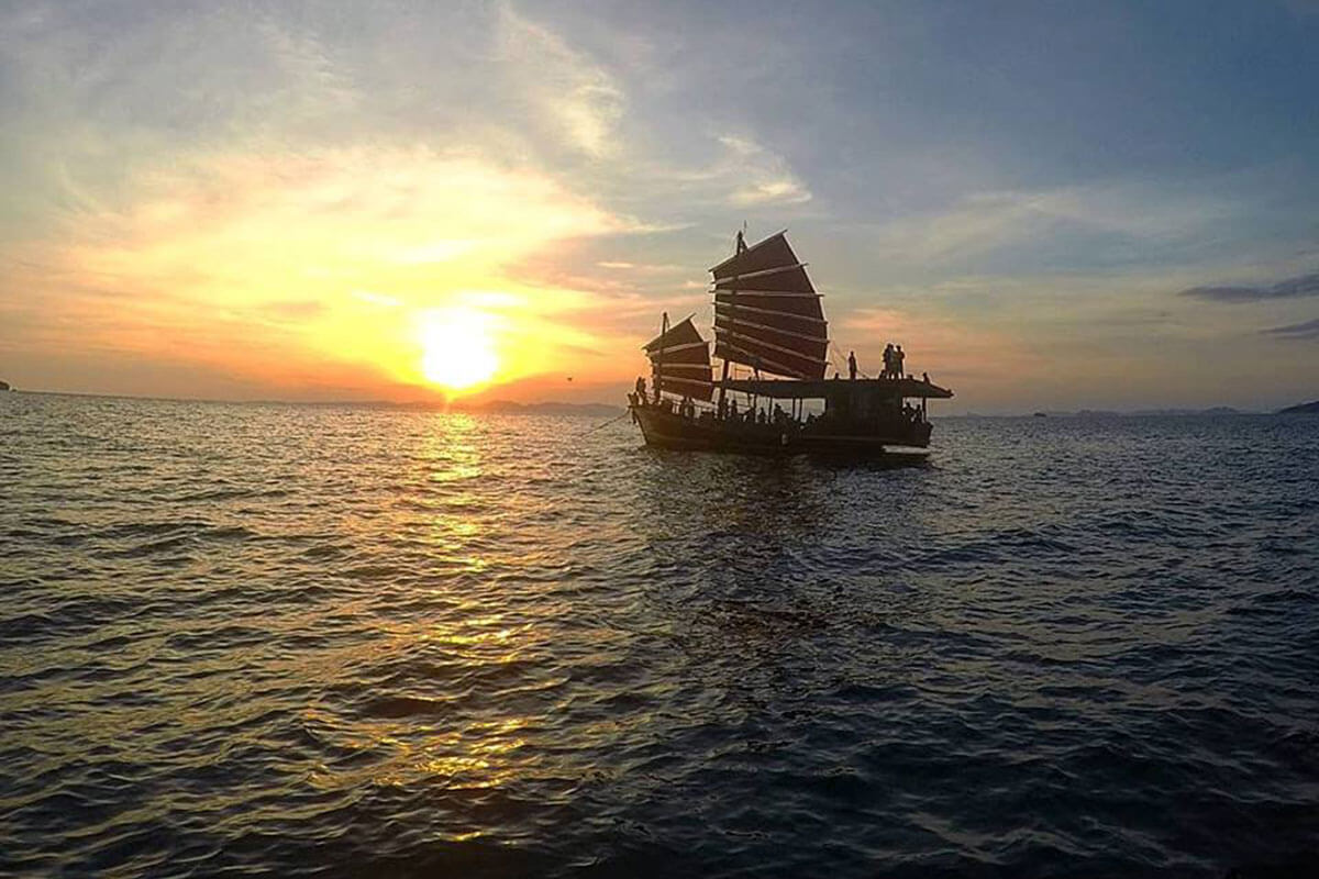 siamsmiletravel - sunset cruise by yacht